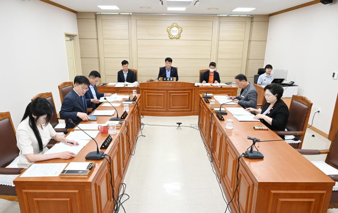 폐회중 제1차 자치행정위원회