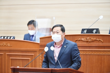 축사관리사 외국인 근로자 거주시설 인정 촉구 결의문 낭독