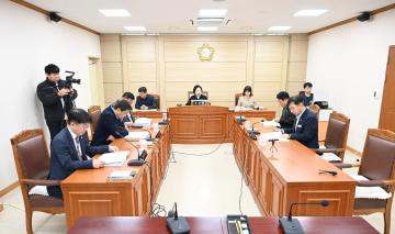 폐회중 의회운영위원회